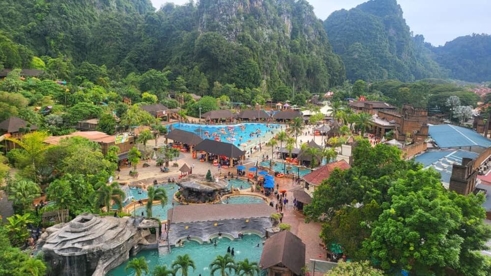 איפוה Sunway Onsen Hotspring 4 Pax Suite 2003 Neighbour Of Lost World Of Tambun מראה חיצוני תמונה